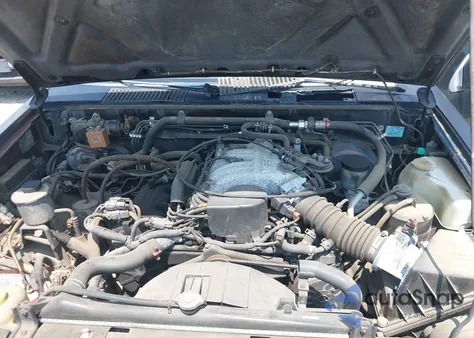 1995 Nissan Pathfinder Xe/Le из США, поврежденный, VIN JN8HD17S9SW056186